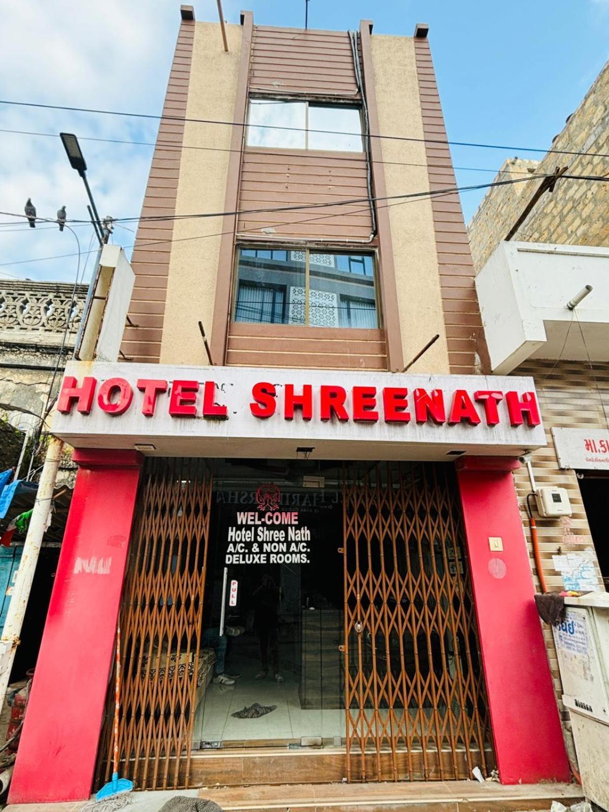Hotel Shree Nath - 200 Meters From Dwarkadhish Temple Ngoại thất bức ảnh